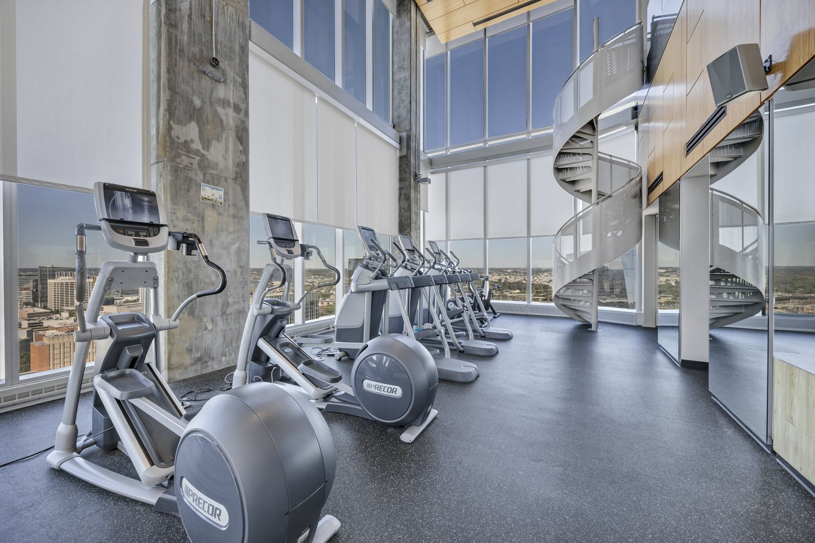 Commercial real estate photography by Palmetto Porch
