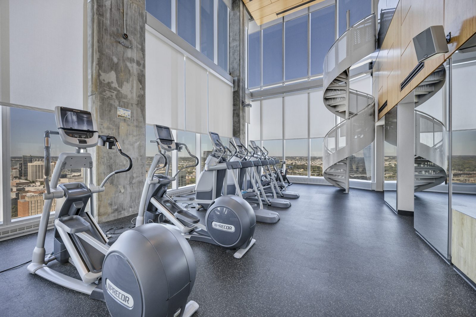 Commercial real estate photography by Palmetto Porch